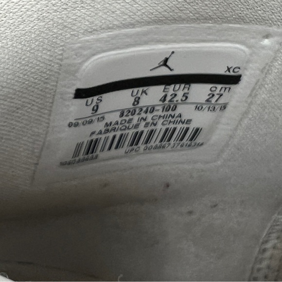 NIKE JORDAN EXECUTIVE HIGH-TOP TRAINERS- Triple White. Men’s 9 820240100 W/Box - Picture 10 of 13